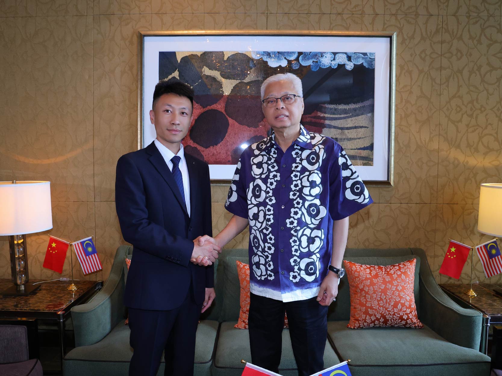 Jointly Painting a New Chapter of the Silk Road: The China-Malaysia Economic and Trade Negotiation Exchange Conference Shines with the Light of Cooperation