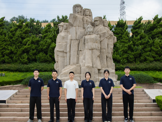 山东国港商业集团赴青岛革命烈士纪念馆瞻仰缅怀先烈