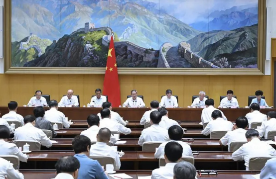 李强主持召开国务院第九次全体会议强调巩固拓展经济回升向好势头 努力完成全年经济社会发展目标任务 李强主持召开国务院第九次全体会议强调巩固拓展经济回升向好势头 努力完成全年经济社会发展目标任务