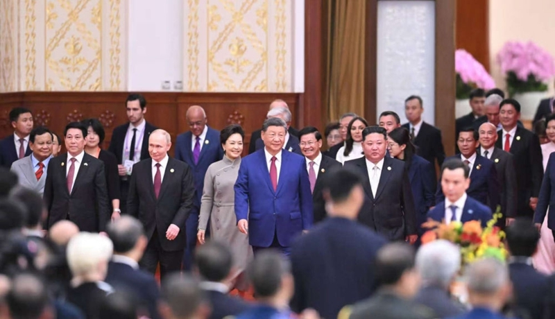 纪念中国人民抗日战争暨世界反法西斯战争胜利80周年大会在京隆重举行 天安门广场举行盛大阅兵仪式 习近平发表重要讲话并检阅受阅部队 纪念中国人民抗日战争暨世界反法西斯战争胜利80周年大会在京隆重举行 天安门广场举行盛大阅兵仪式 习近平发表重要讲话并检阅受阅部队