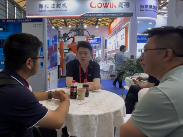 Shandong Guogang Shanghai Branch Participates in Shanghai International Rubber Tech Exhibition to Deepen Industry Chain Cooperation